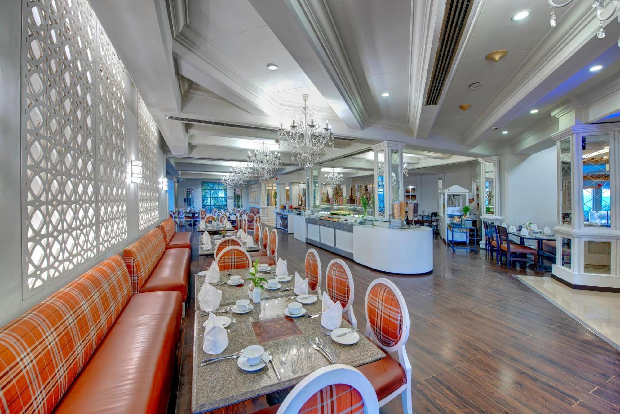 Pearl Continental Hotel, Bhurban Exterior photo